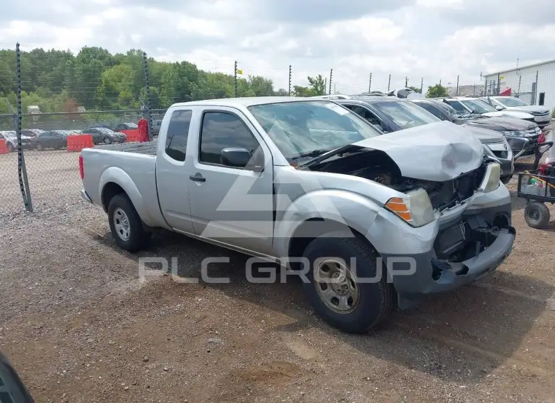 2015 Nissan FRONTIER фото