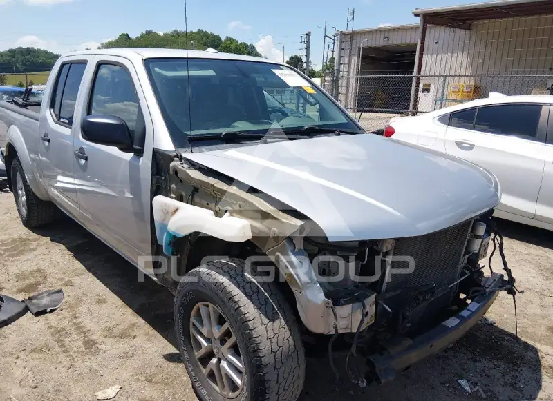 2015 Nissan FRONTIER фото