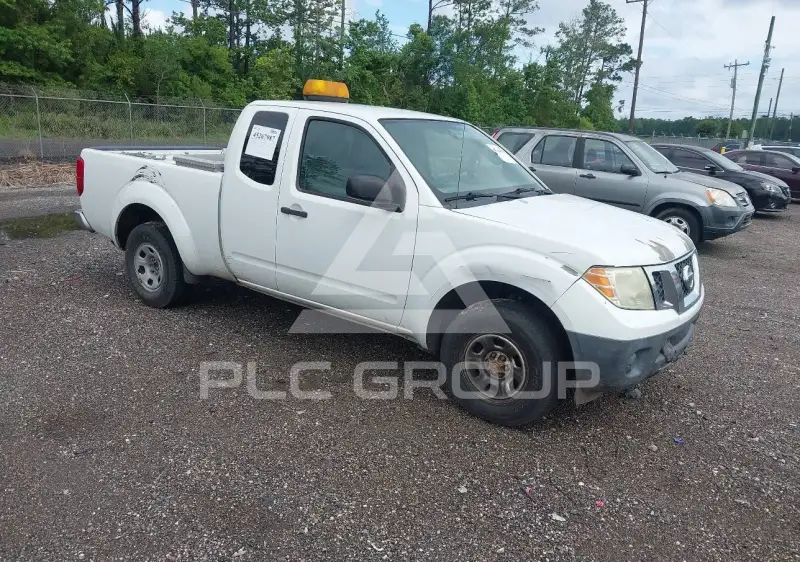 2015 Nissan FRONTIER photo