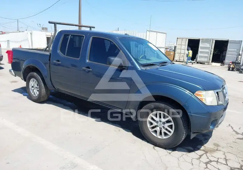2015 Nissan FRONTIER фото