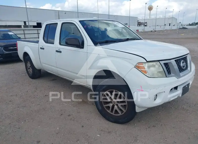 2015 Nissan FRONTIER фото