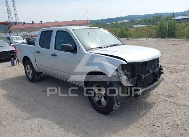 2015 Nissan FRONTIER фото