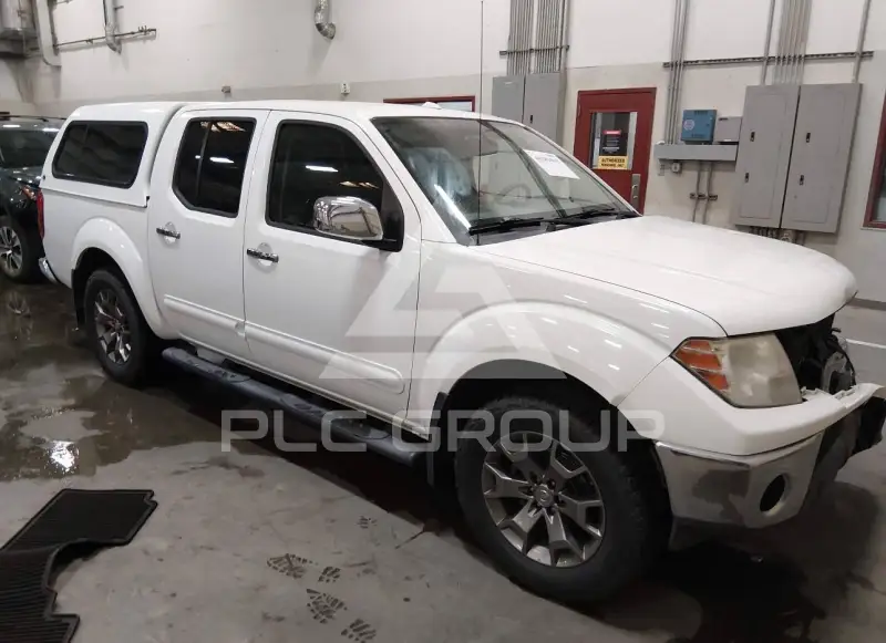 2015 Nissan FRONTIER фото