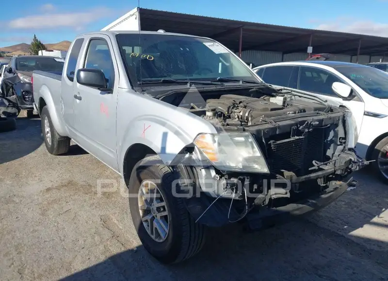 2015 Nissan FRONTIER фото