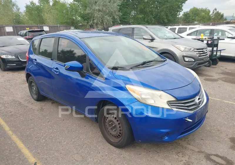 2015 Nissan VERSA фото