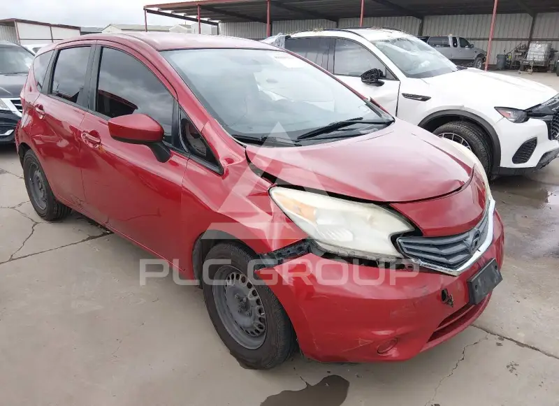2015 Nissan VERSA фото