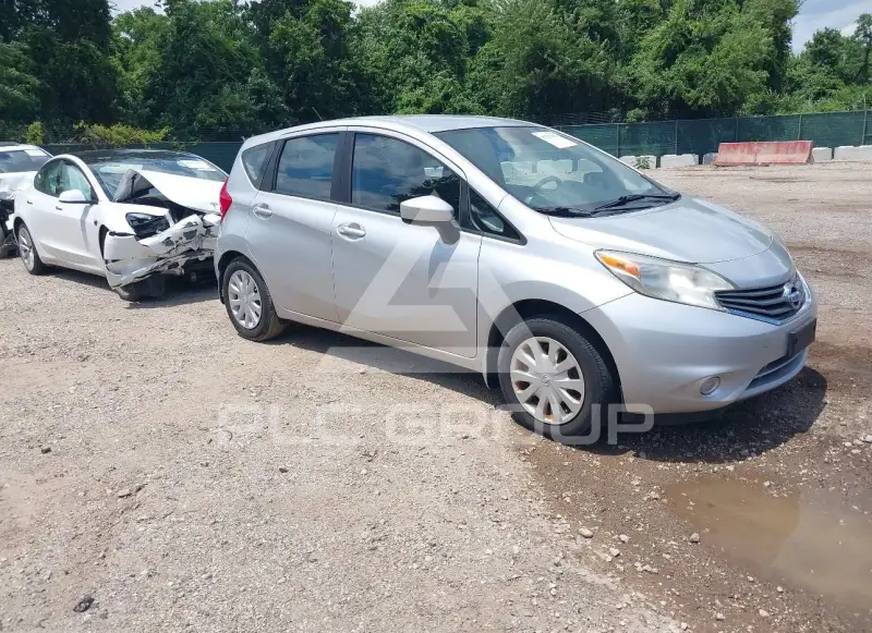 2015 Nissan VERSA photo