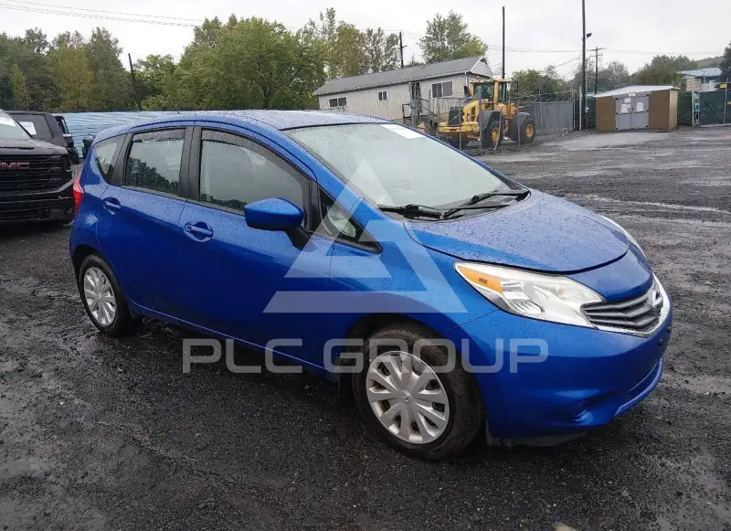 2015 Nissan VERSA photo