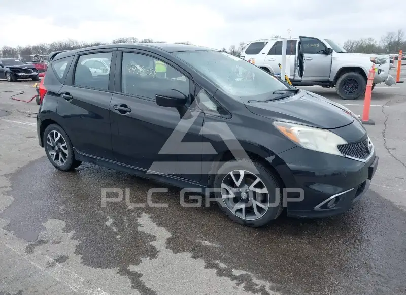 2015 Nissan VERSA фото