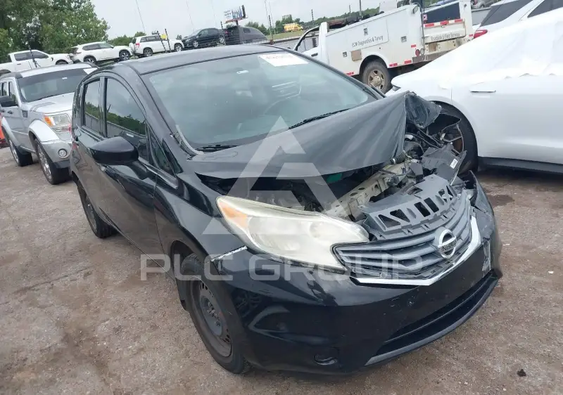 2015 Nissan VERSA фото