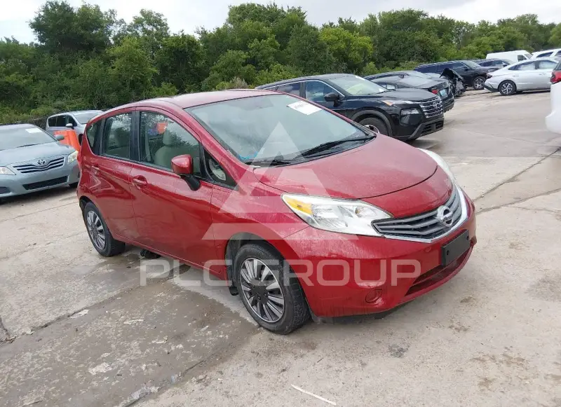 2015 Nissan VERSA photo