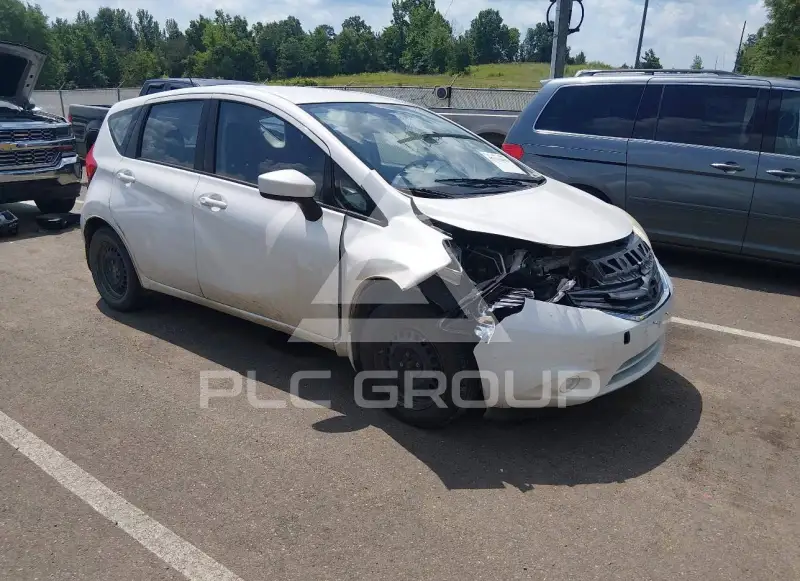 2015 Nissan VERSA фото