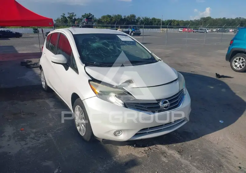 2015 Nissan VERSA фото