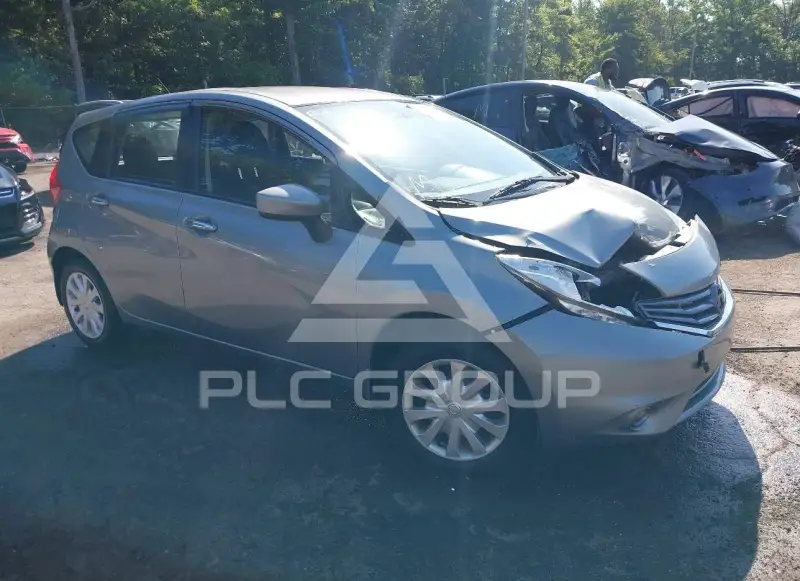2015 Nissan VERSA photo