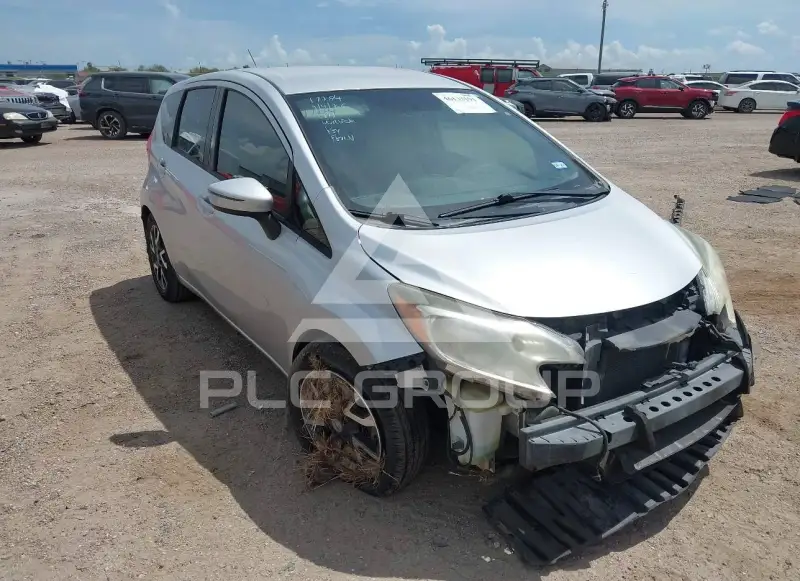 2015 Nissan VERSA photo