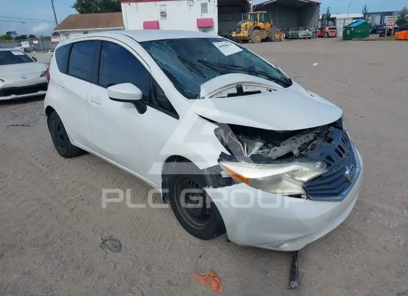 2015 Nissan VERSA фото