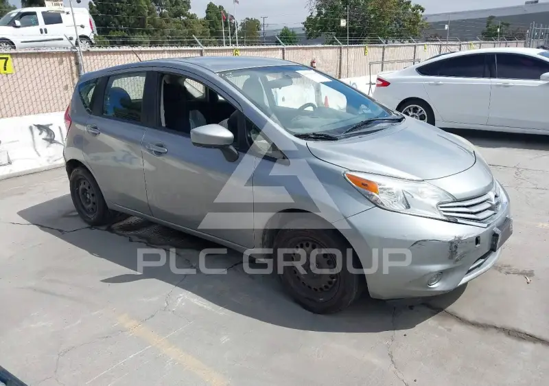 2015 Nissan VERSA фото