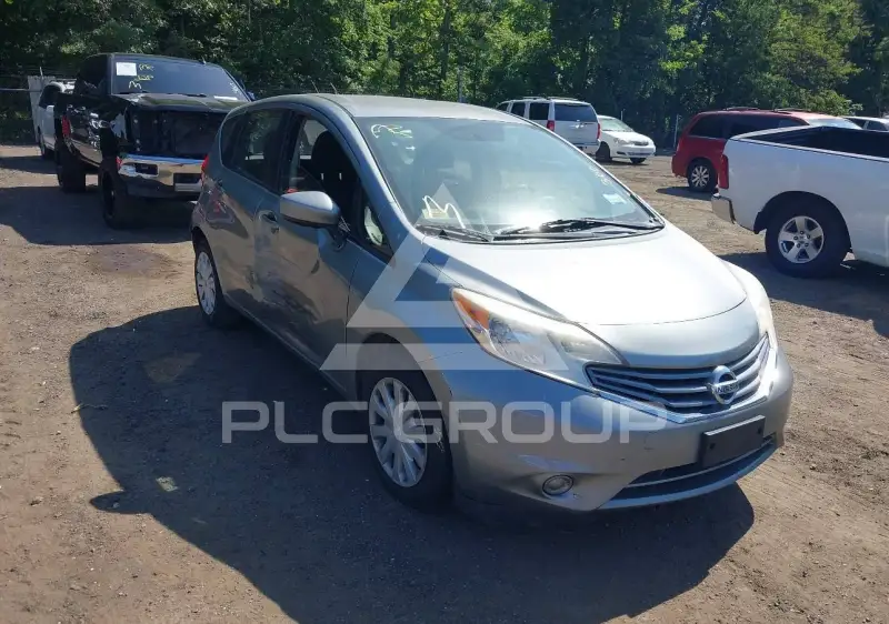 2015 Nissan VERSA photo