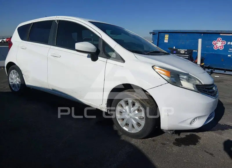 2015 Nissan VERSA фото