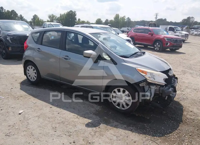 2015 Nissan VERSA фото