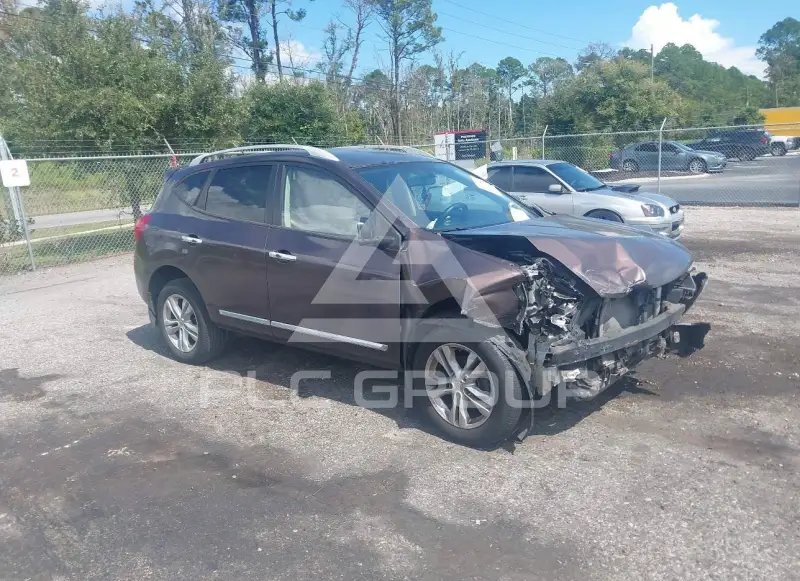 2015 Nissan ROGUE photo