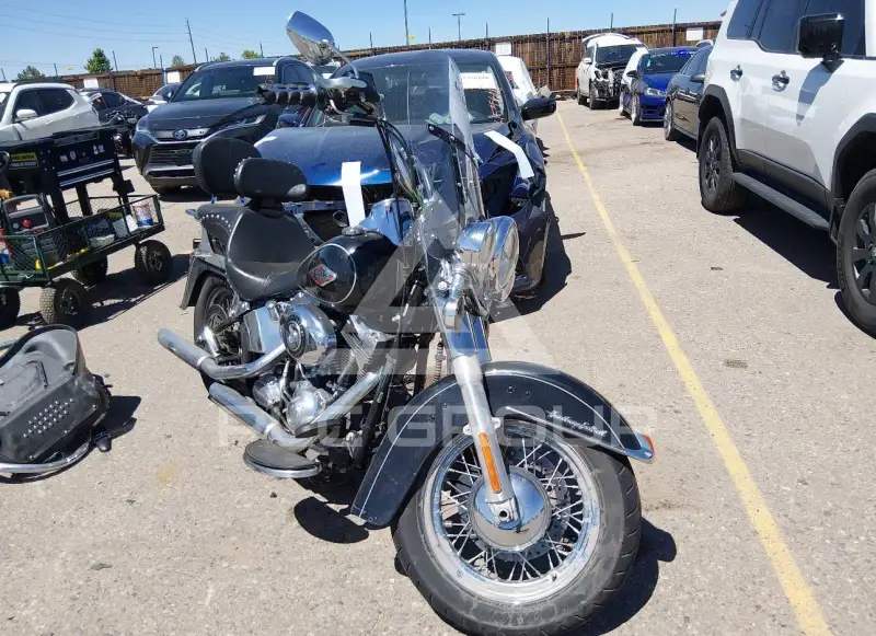 2015 Harley-Davidson FLSTC фото