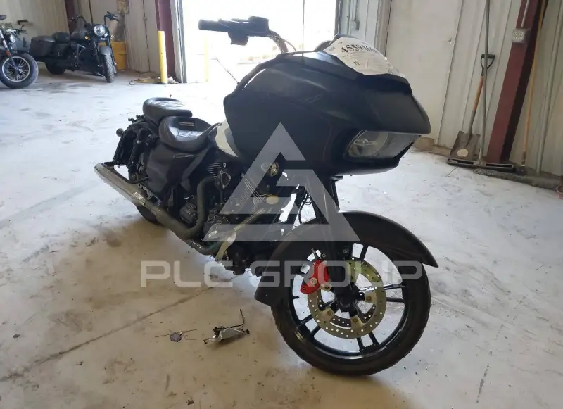 2015 Harley-Davidson FLTRX фото