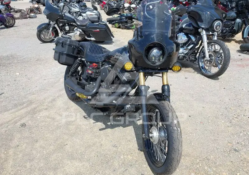 2015 Harley-Davidson FXDB фото