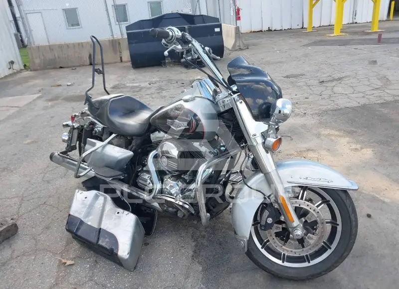 2015 Harley-Davidson FLHR фото