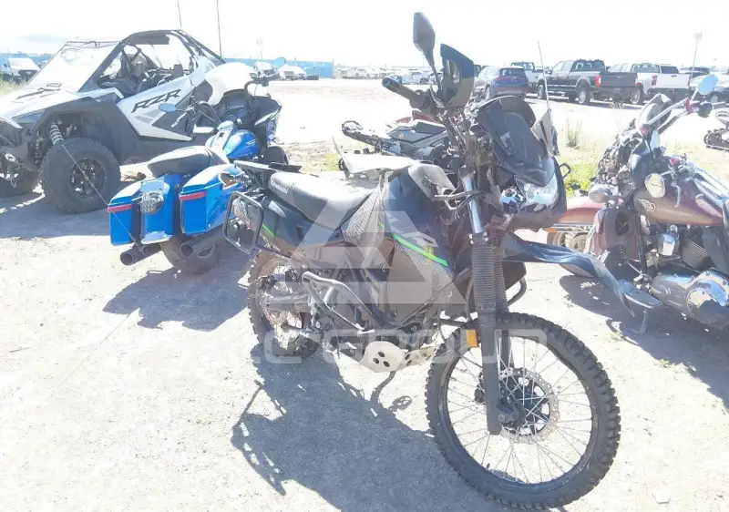2015 Kawasaki KL650 фото