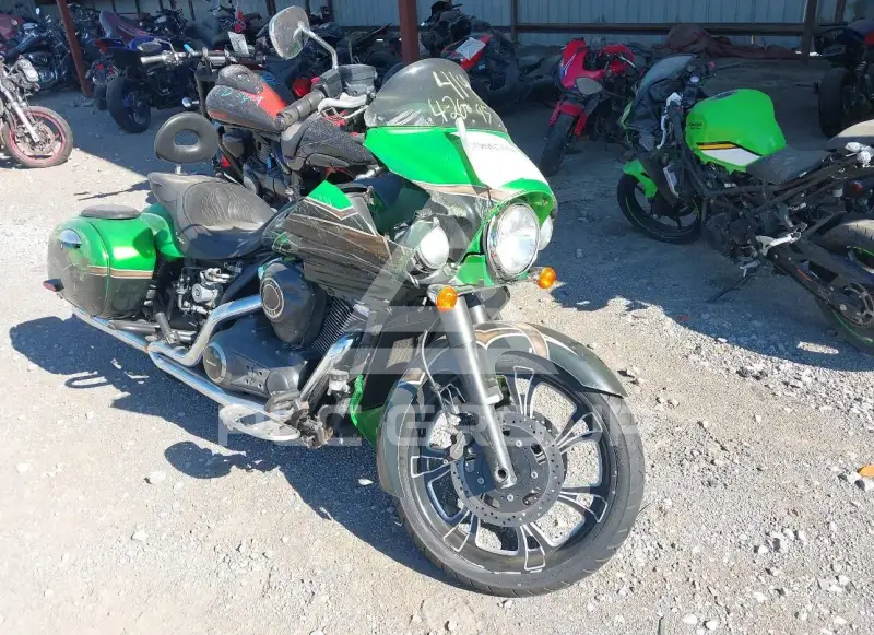 2015 Kawasaki VN1700 фото