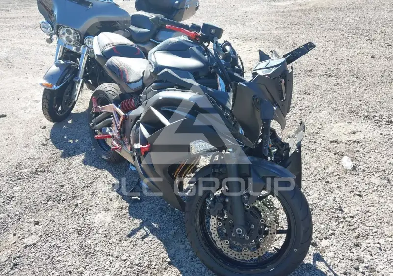 2015 Kawasaki EX650 photo