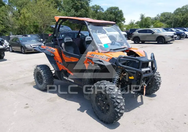 2015 Polaris Rzr photo