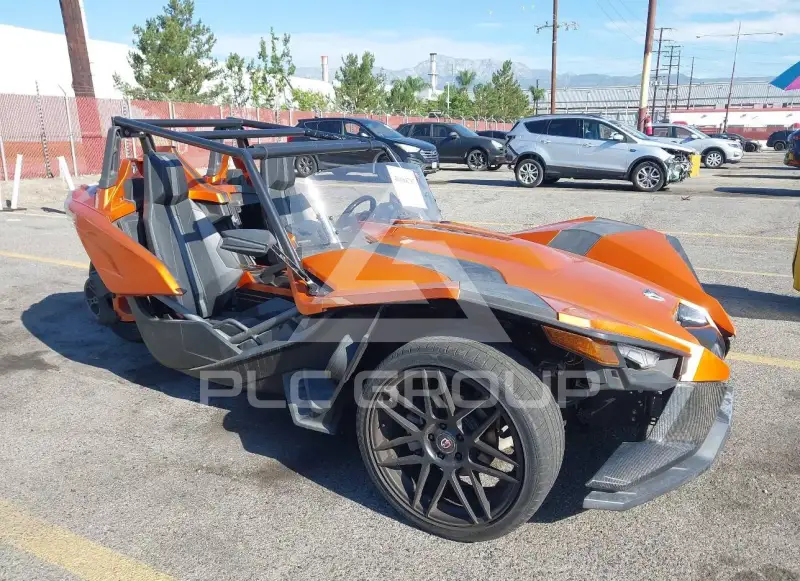 2015 Polaris Slingshot фото