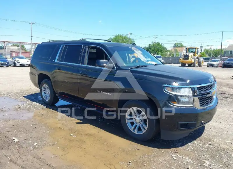 2015 Chevrolet Suburan photo