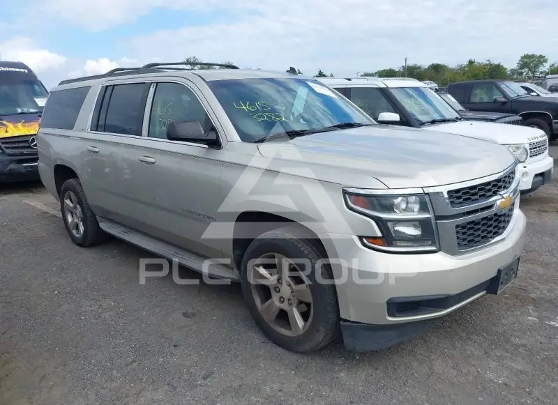 2015 Chevrolet Suburan photo