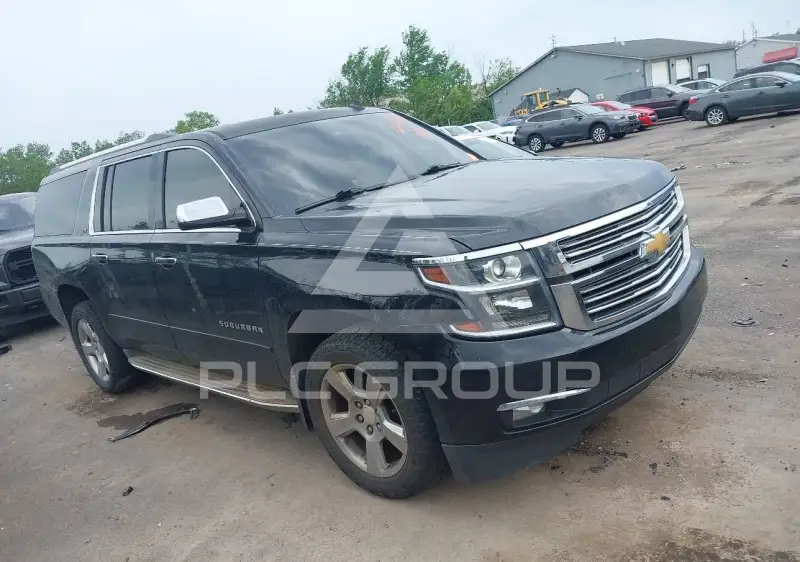 2015 Chevrolet Suburan photo