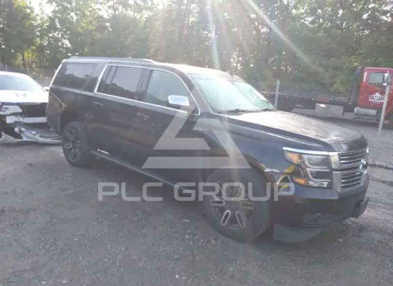 2015 Chevrolet Suburan photo