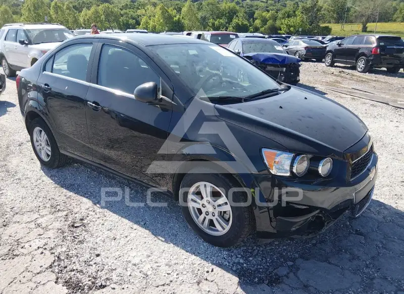 2015 Chevrolet Sonic photo
