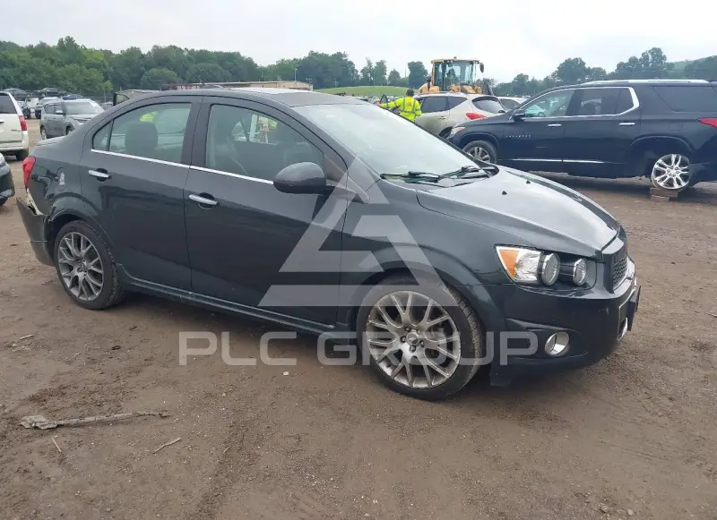 2015 Chevrolet Sonic photo