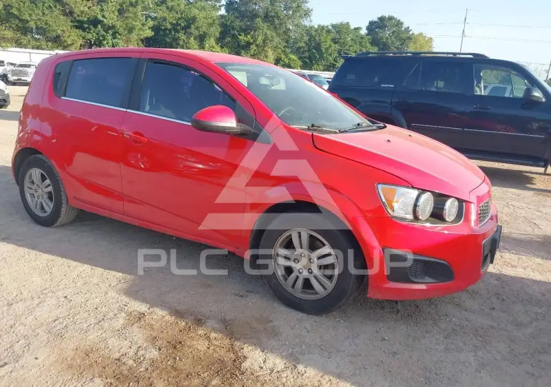 2015 Chevrolet Sonic photo