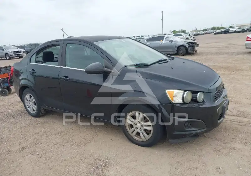 2015 Chevrolet Sonic фото