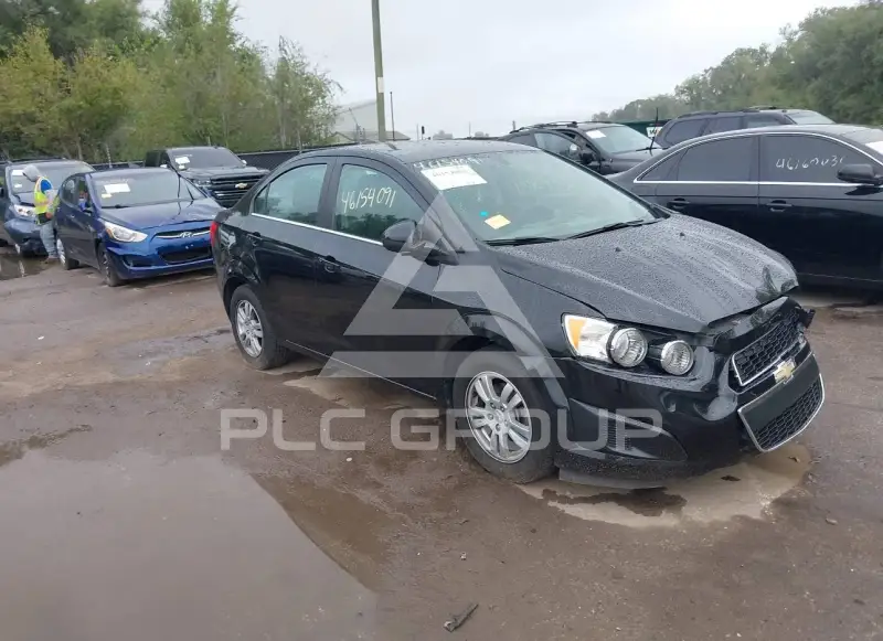 2015 Chevrolet Sonic photo