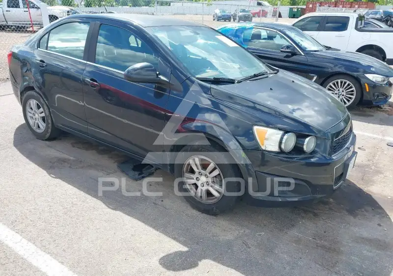 2015 Chevrolet Sonic photo