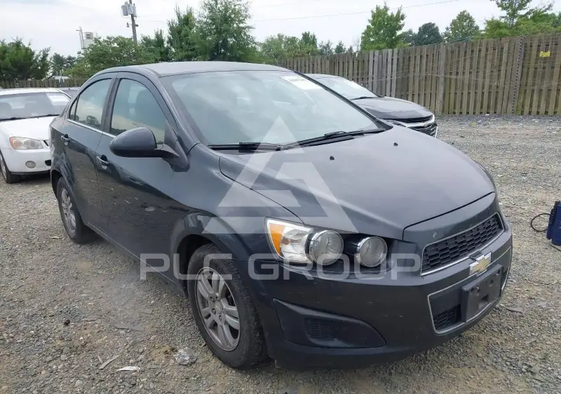 2015 Chevrolet Sonic photo
