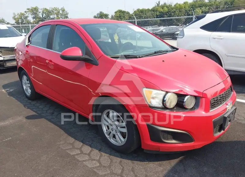 2015 Chevrolet Sonic photo