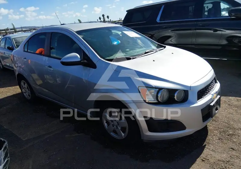 2015 Chevrolet Sonic photo