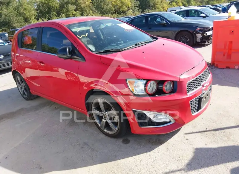 2015 Chevrolet Sonic фото