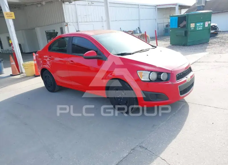 2015 Chevrolet Sonic photo