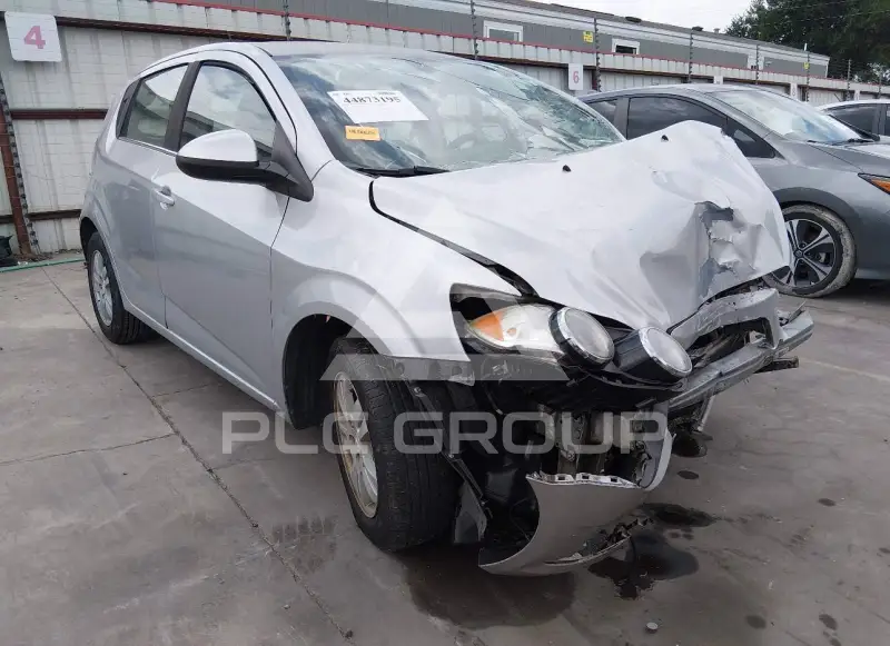 2015 Chevrolet Sonic photo